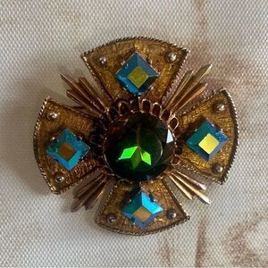Vintage Dodds Maltese Cross Brooch/Pendant